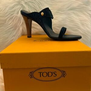 Authentic Tod’s Navy Blue Ritz Sandals
